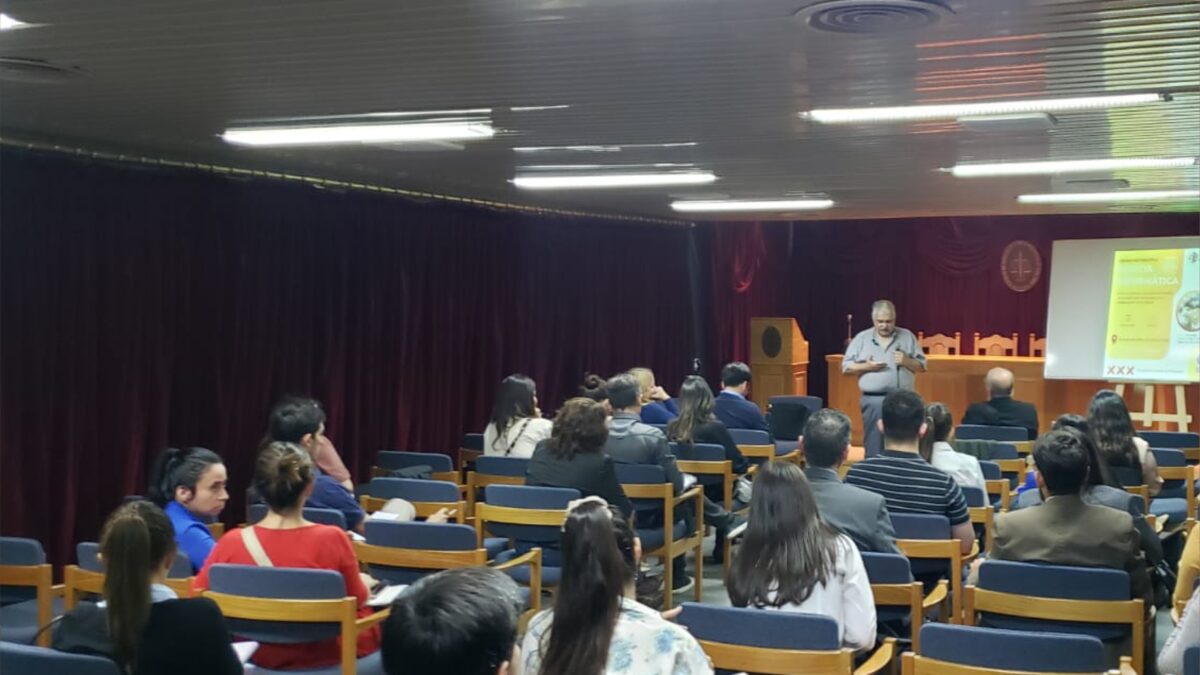 Imagenes Charla Informativa: Pericias Informáticas