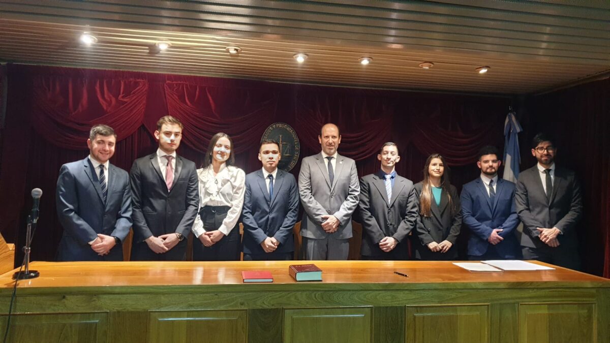 Jura de 8 nuevos matriculados del CAPSL